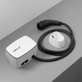Зарядна станция Wallbox Commander 2s кабел Тип 2 - 22 kW AC.