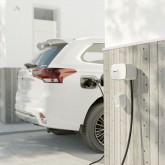 Зарядна станция Wallbox Commander 2s кабел Тип 2 - 22 kW AC.